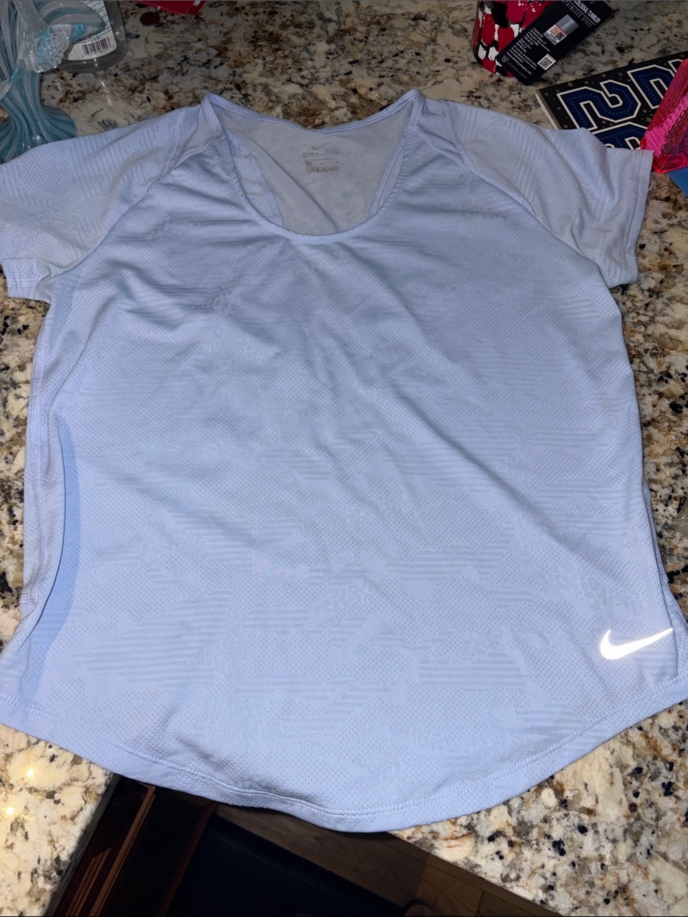 Nike Dri-fit Women's Light Lavender Short Sleeve Performance Tee size medium